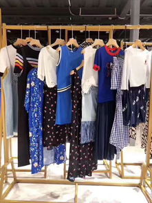 时尚新商机 乐町19夏季高端大码女装尾货库存批发全解析